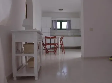 Flamboyant Adults Only Apartment Puerto del Carmen (Lanzarote)