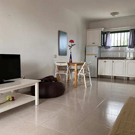 Flamboyant Adults Only * Puerto del Carmen (Lanzarote)