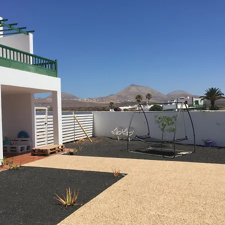 Flamboyant Adults Only Apartment Puerto del Carmen (Lanzarote)