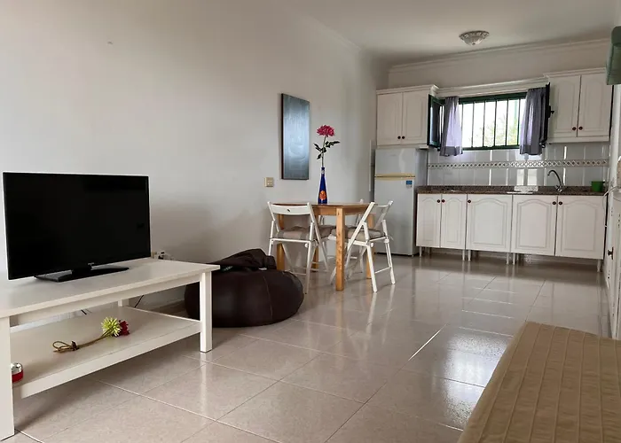 Flamboyant Adults Only * Puerto del Carmen (Lanzarote)