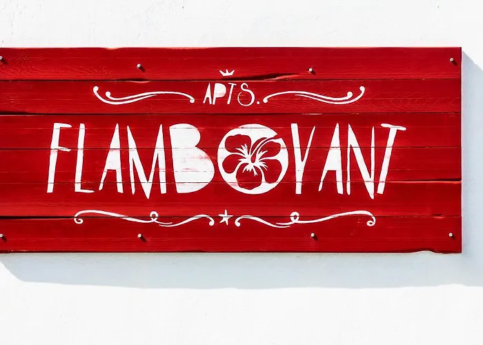 Flamboyant Adults Only Apartman